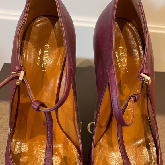 Gucci t-strap peep toe pumps - Picture 2 of 5
